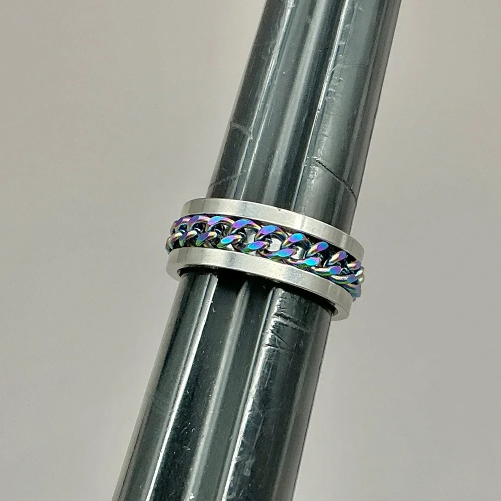 Ring Women Silver Tone Rainbow Iridescent Curb Chain Spinner Band Size 8